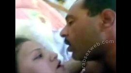 منيوكة مصرية مع صاحب جوزها في شقته وأسخن نيك و آهات نار